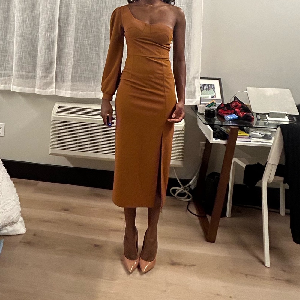 Brown off shoulder dress!